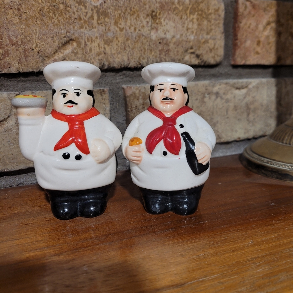 Vintage Salt & Pepper Shakers